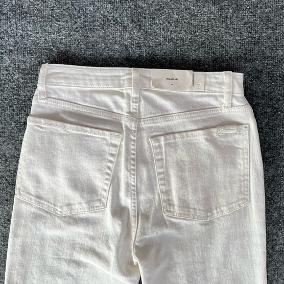 7 For All Mankind Women’s MegaFlare Jeans Size 29 NWT High Rise Clean White Wash - Picture 9 of 16
